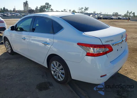 2015 Nissan Sentra Fe+ S/S/Sl/Sr/Sv z USA, uszkodzony, nr VIN 3N1AB7AP7FL633659